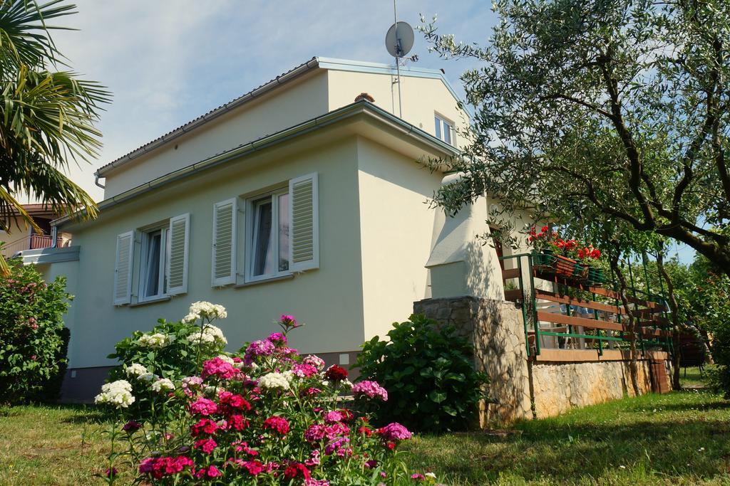 Studio And Apartment Nadia With Garden Poreč Quarto foto